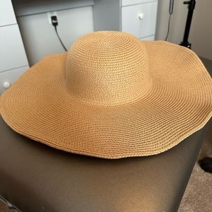 Tan sun hat